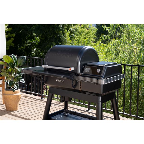 Peletový gril Traeger IRONWOOD